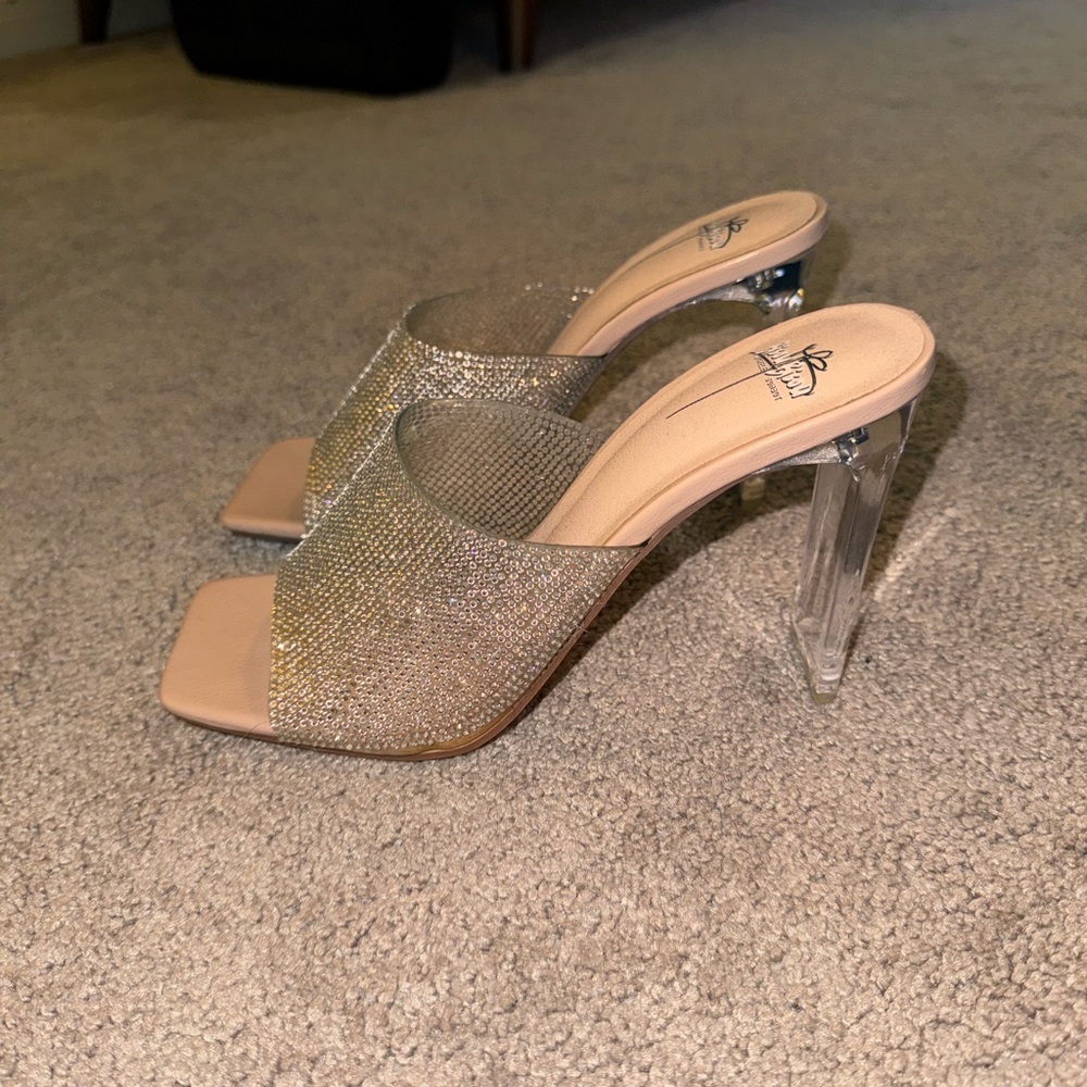 Sparkly Open Toe Heels With A Wide Clear Heel For… - image 3